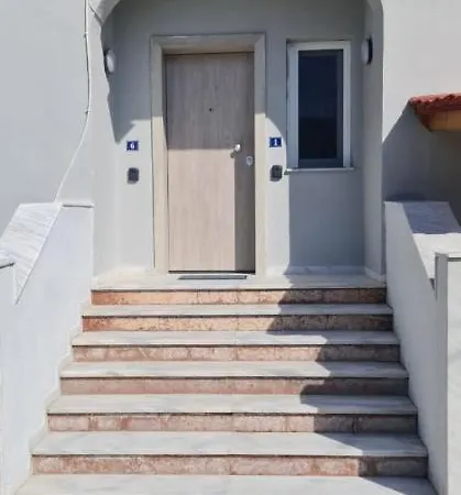 Casă la țară F&r Néoi Epivátai