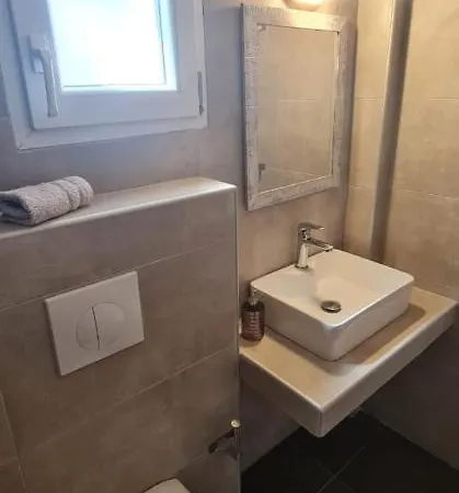 Venkovský dům F&r Néoi Epivátai