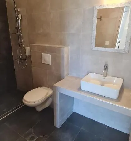 Venkovský dům F&r Néoi Epivátai